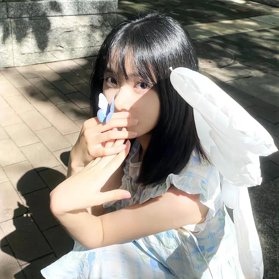 穿成八零极品小姑子，她搞事搞钱